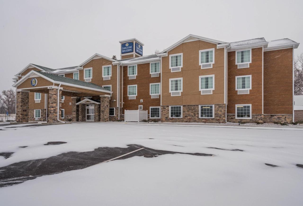 Cobblestone Hotel&Suites - Hutchinson Extérieur photo